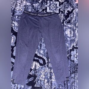 Under Armour Navy Blue Capris